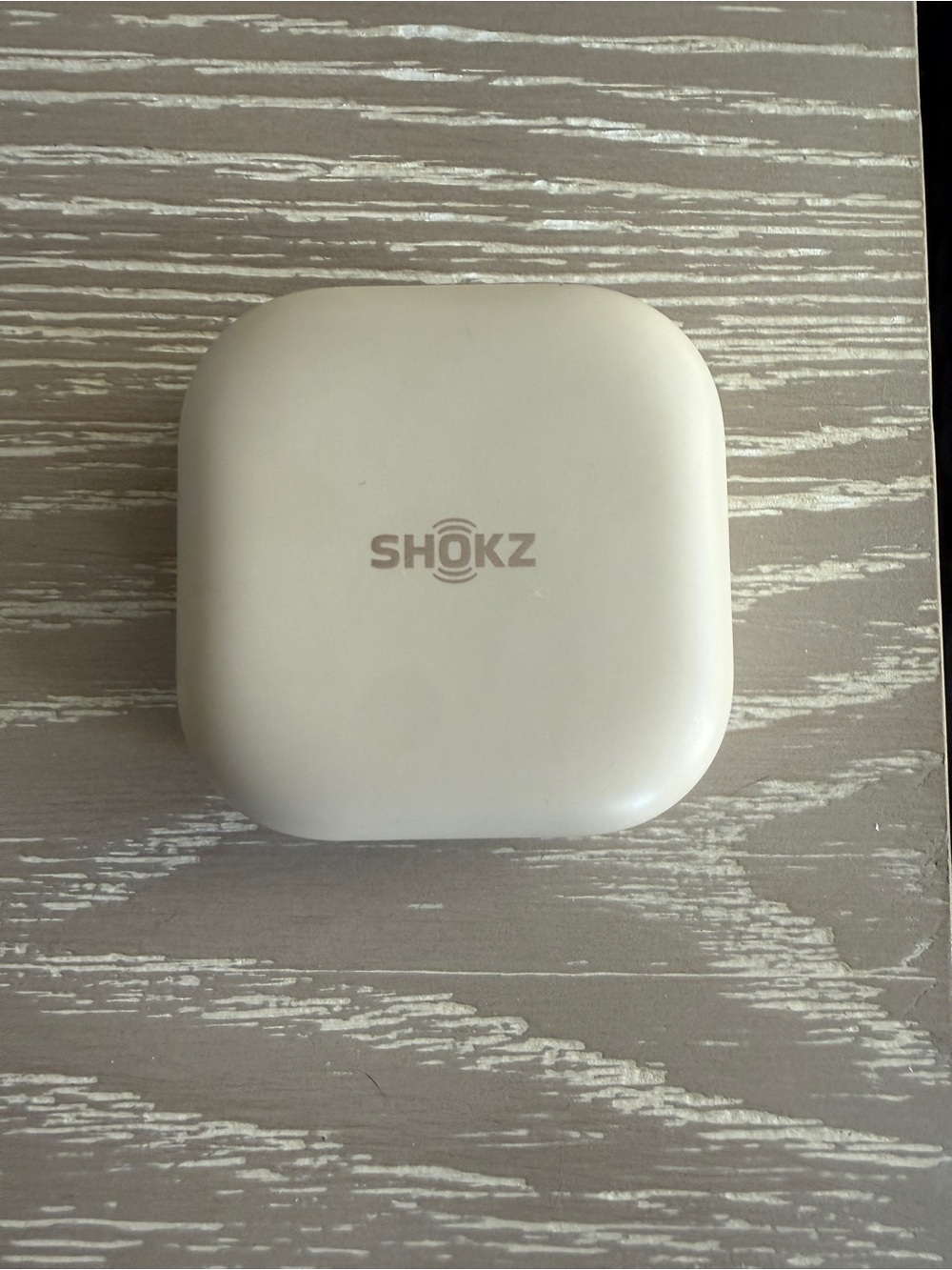 Shokz White Wireless Earbud Charging Case - Compact Protection